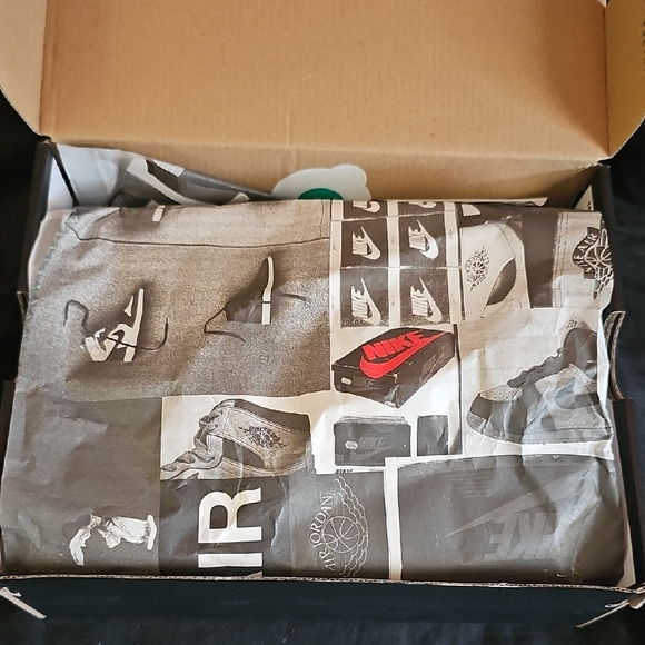 *Brand New* Jordan Retro 1 Sail Cinnabar Highs - Picture 13 of 14